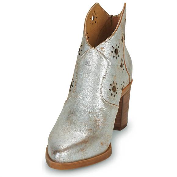 NEW CASTA terry bootie in silver - Picture 3 of 6